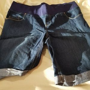 Maternity jean shorts large